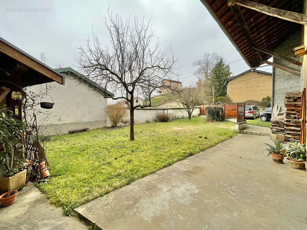 Maison à BOURGOIN-JALLIEU