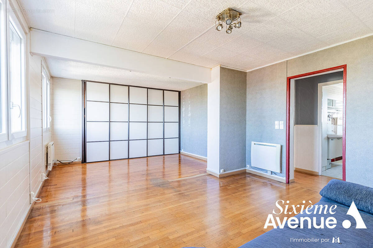 Appartement à SAVIGNY-SUR-ORGE