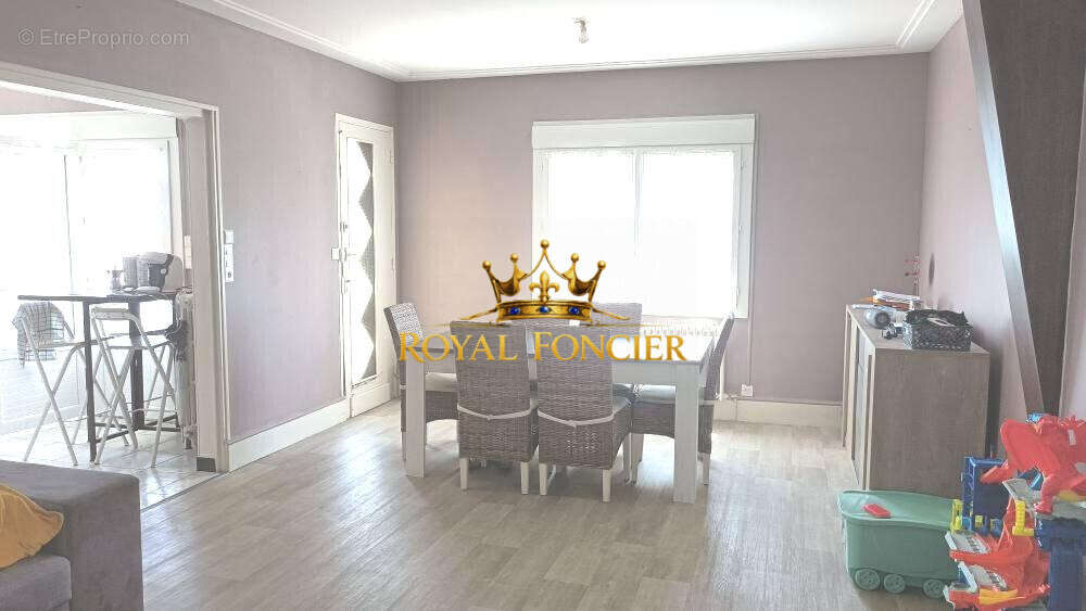 Maison 102 m² à Chatellerault  - photo 2