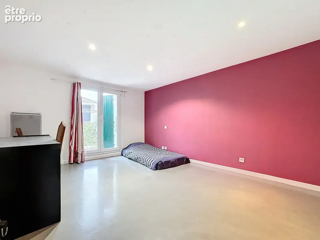 Maison à vendre 8 pièces SAINT GENIS POUILLY (01) - photo 7
