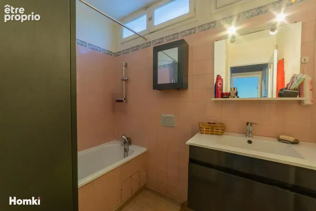Appartement T3 de 60 m² à Montpellier 34070, Rue des Bleuets - photo 12