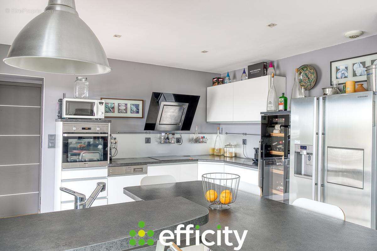 Maison à CHASSE-SUR-RHONE