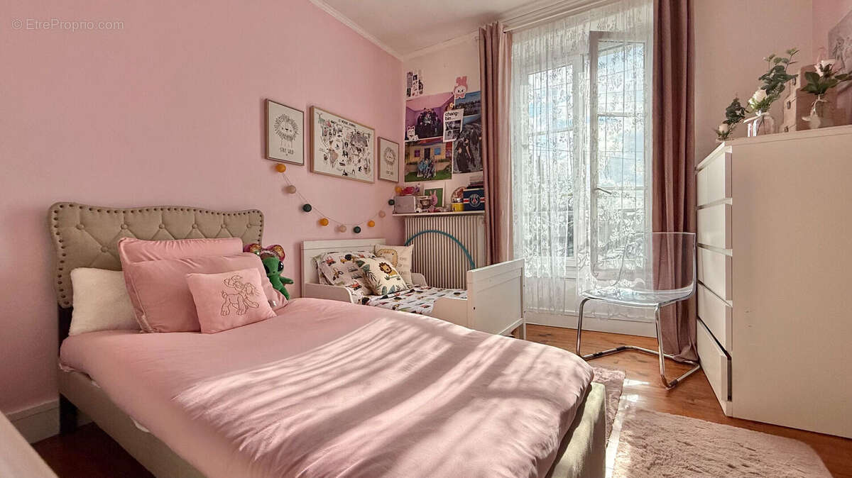 Maison à CORBEIL-ESSONNES