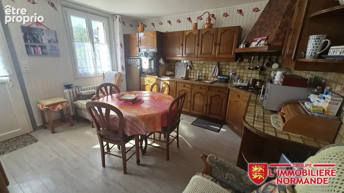 Maison familiale 4 chambres + nombreuses dépendances - photo 3
