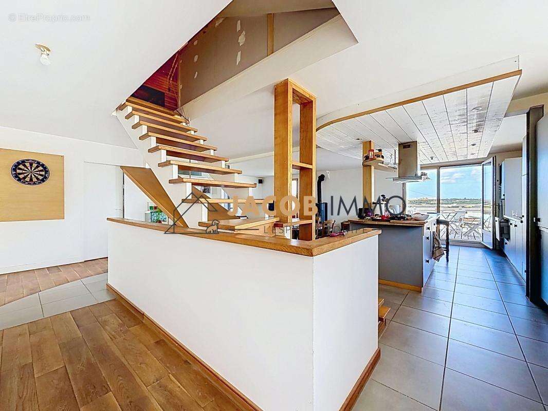 Maison-Appartement lumineuse avec rooftop, jardin et vue dégagée sur Saint-Renan - photo 2