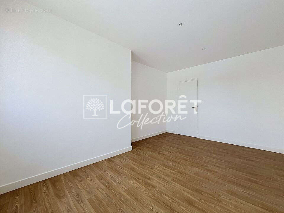 Appartement Camiers 3 pièce(s) 58 m2 - photo 9