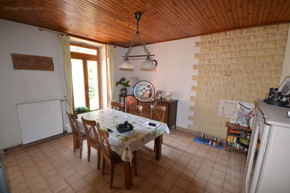 Appartement à DOMENE