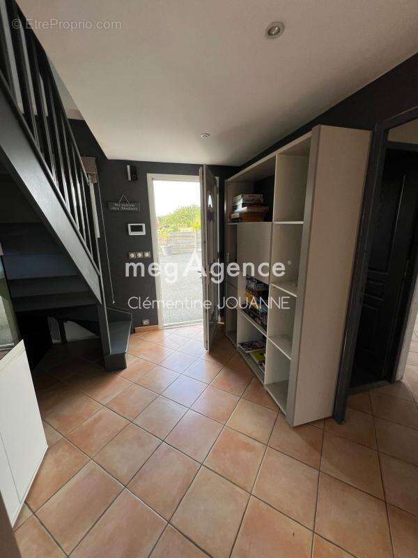 Maison à LES MOITIERS-D&#039;ALLONNE