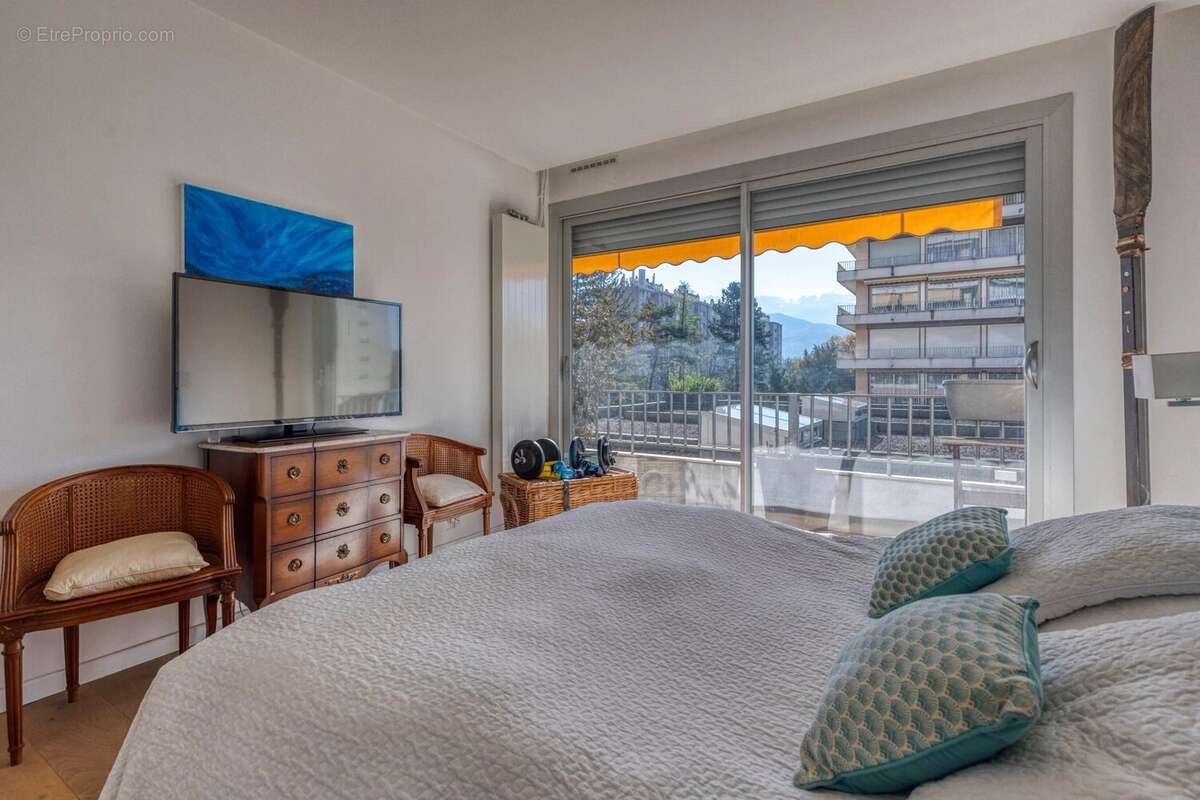 Appartement à MEYLAN