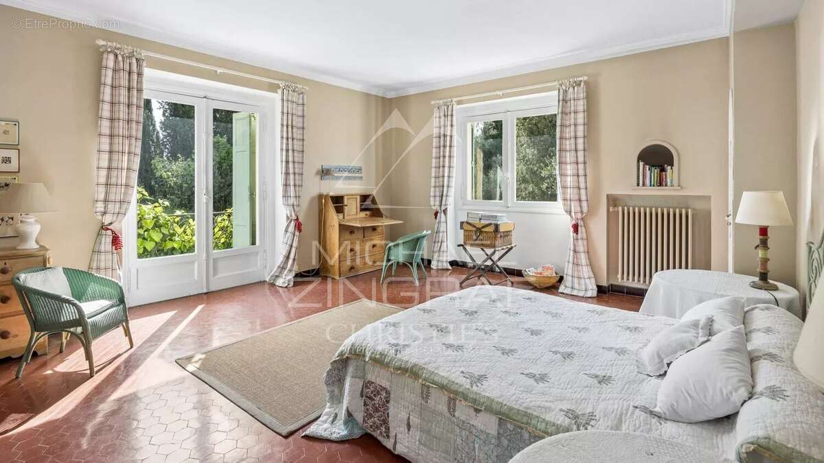 Maison à GRASSE