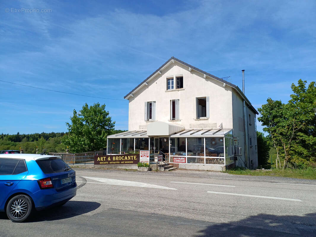 Maison à SAINT-AGREVE
