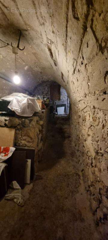 Maison à ROCHEMAURE