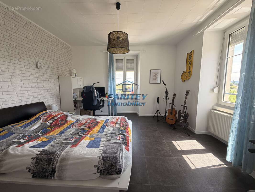 MAISON BOURGEOISE de 150 m2 - 4 chambres - 7627 m2 de terrain - photo 13