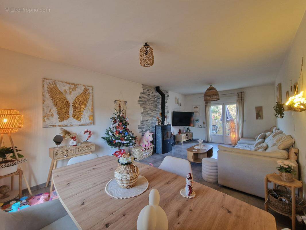 Maison à VAIRES-SUR-MARNE