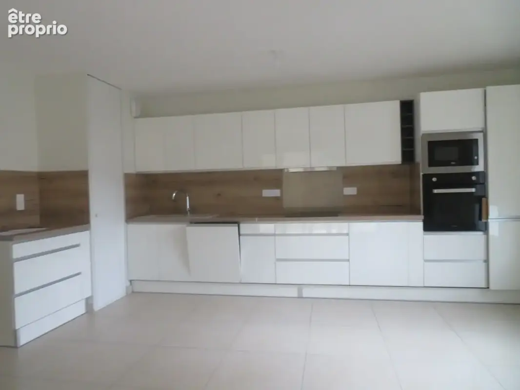 APPARTEMENT T3 en résidence sécurisée de 67 m2 à DIGNE LES BAINS (04) - photo 6