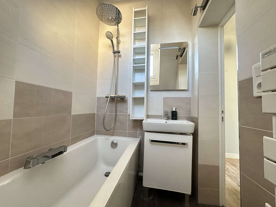 Maison à SAINT-MAUR-DES-FOSSES