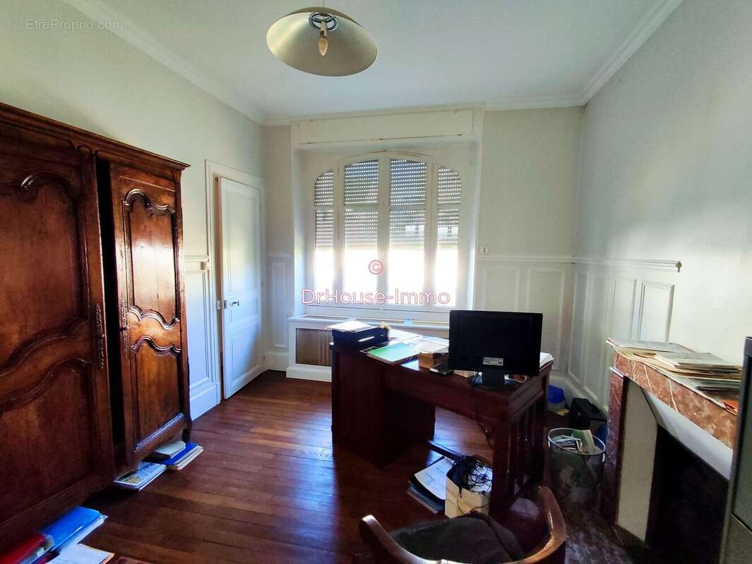 Maison 281 m² à Chaingy  - photo 8