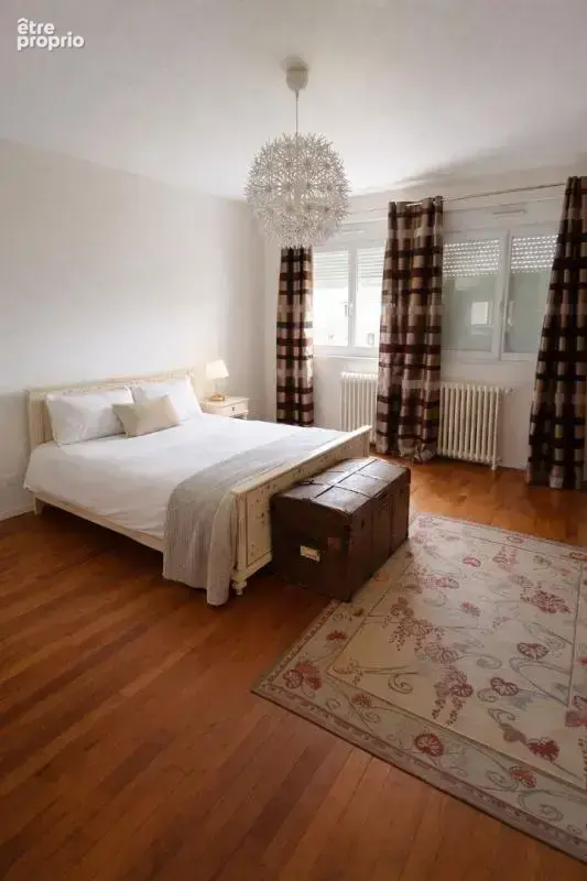 Maison de ville 150 m2 4 chambres + garage + parking + jardin 300m2 - photo 3