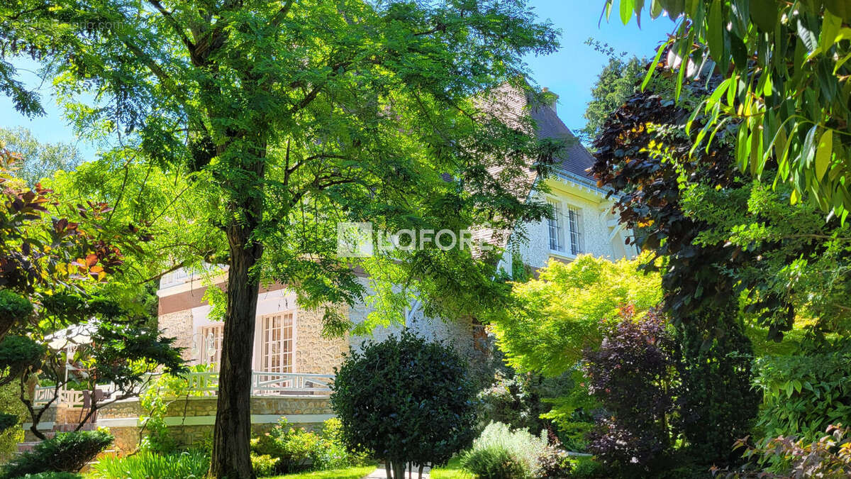 Maison à MONTMORENCY