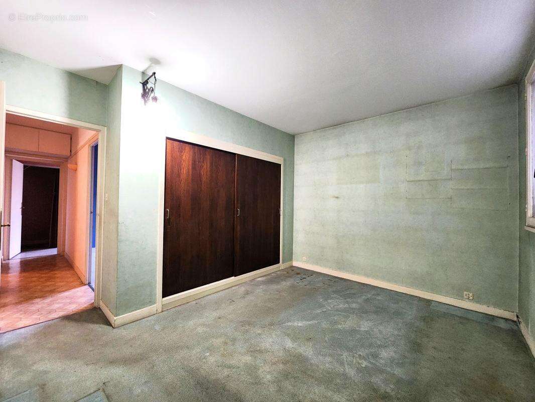 Appartement à CHENOVE