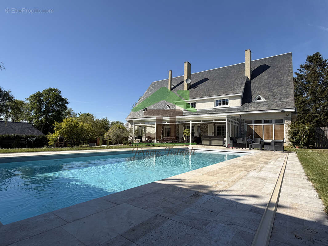 Maison à CHATEAUDUN