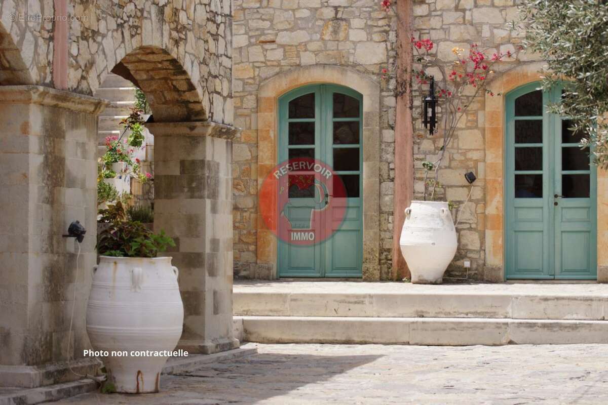 Maison à RUSTREL