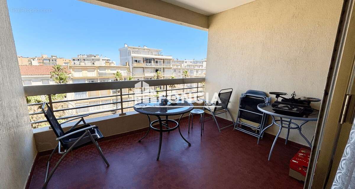Duplex canet plage avec parking et cave - photo 2