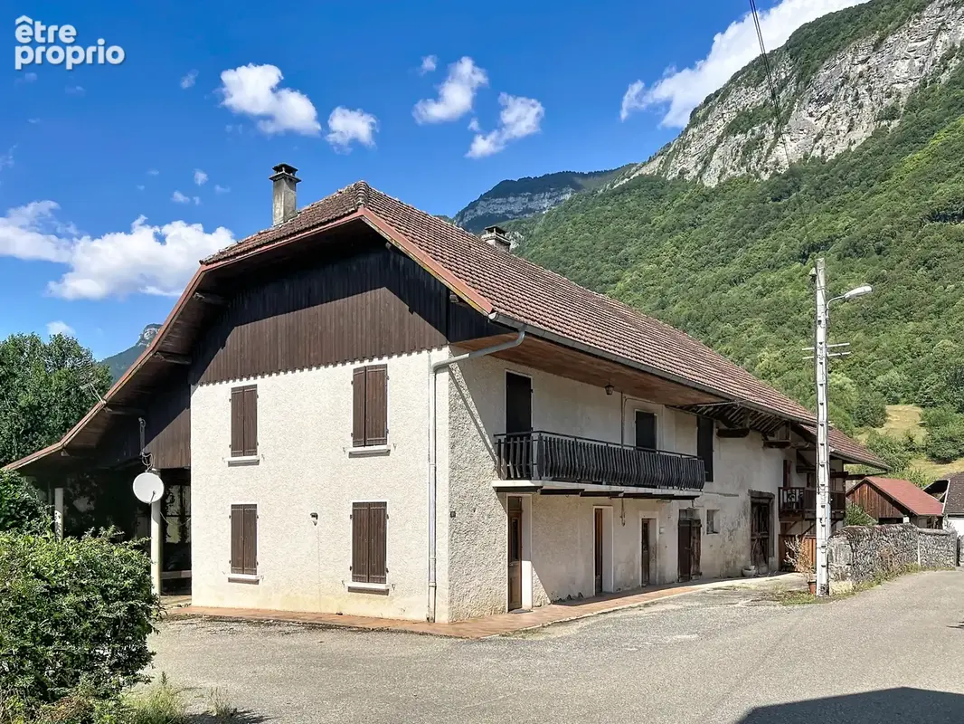 Maison à MERY