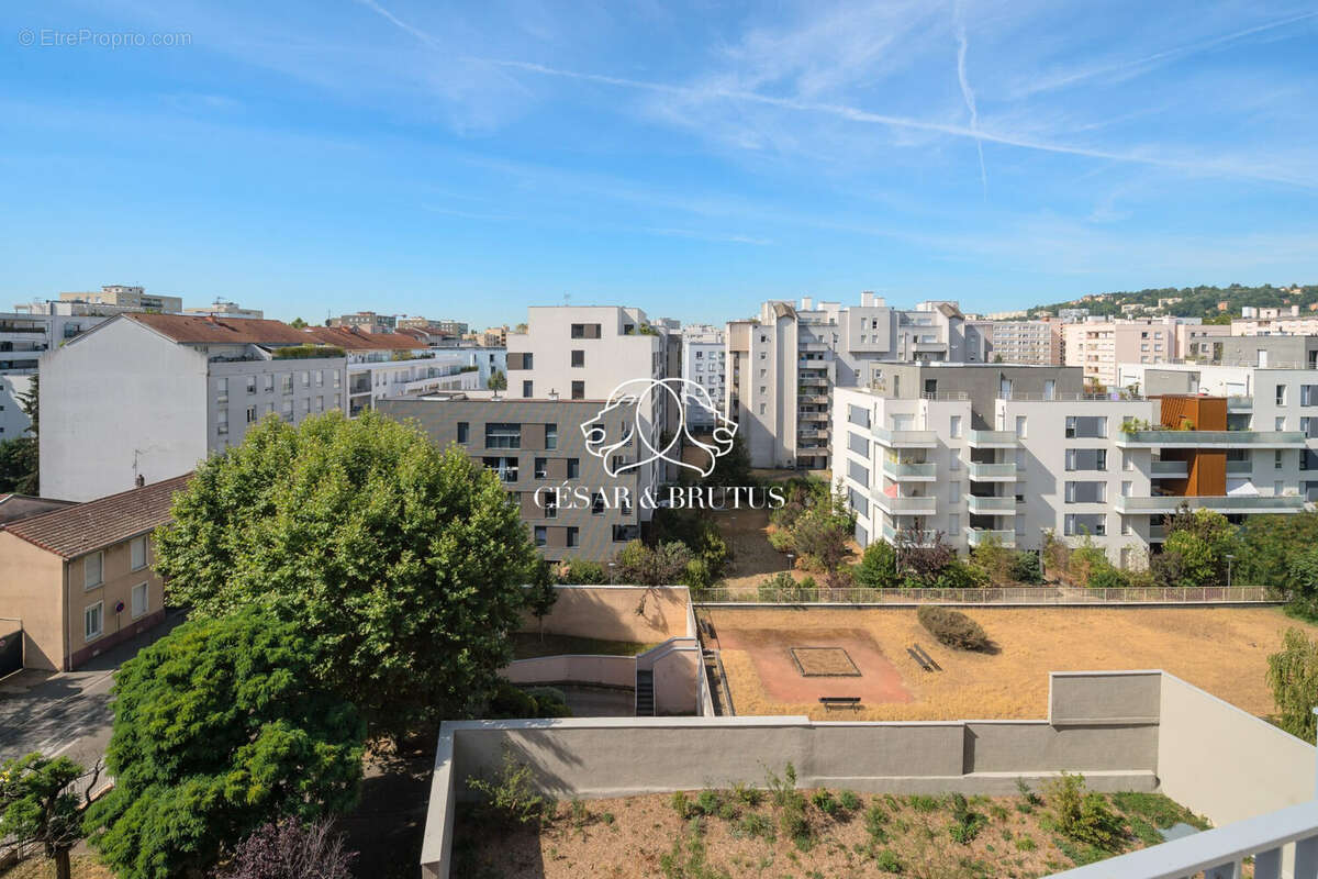Appartement à LYON-7E