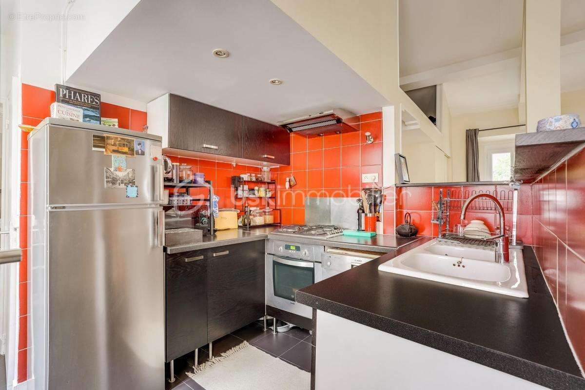 Appartement à PARIS-20E