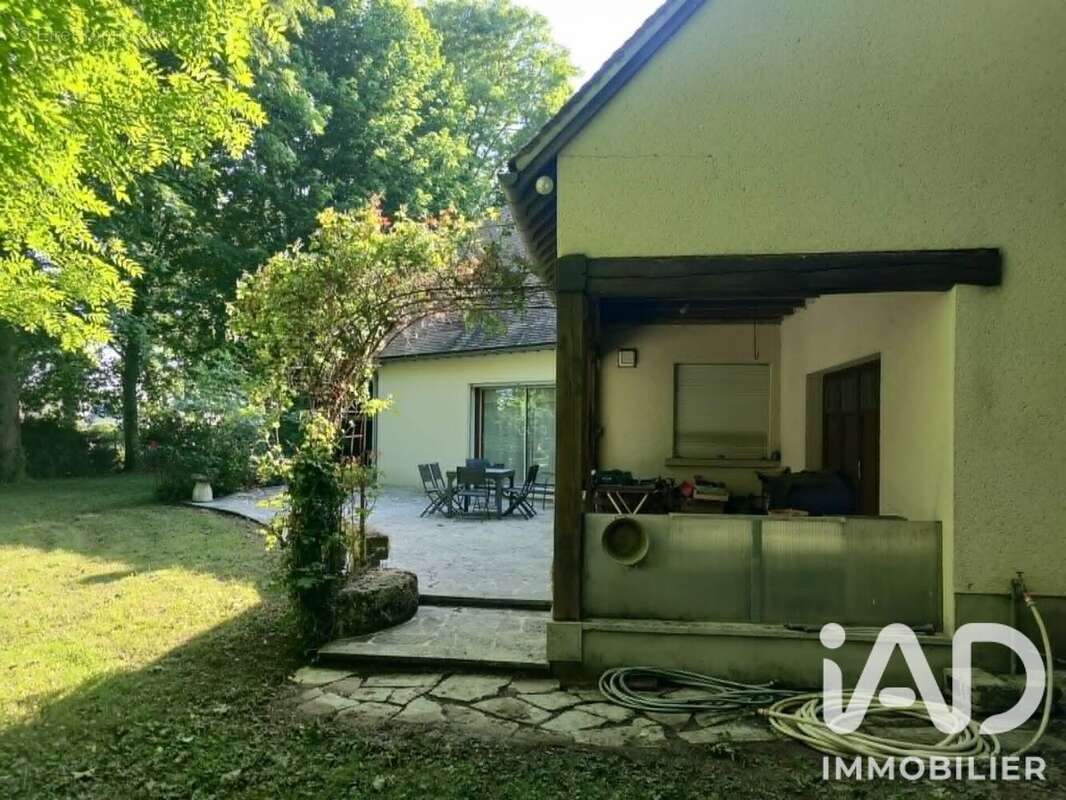 Maison 180 m² à Ymonville  - photo 4
