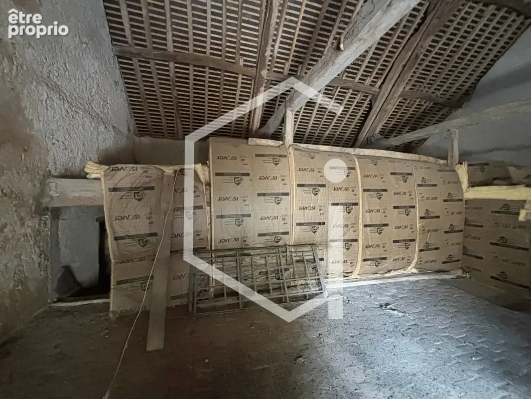 Sury-en-Vaux   Maison 97 m2 à rénover avec grange, écurie et terrain constructible - photo 12