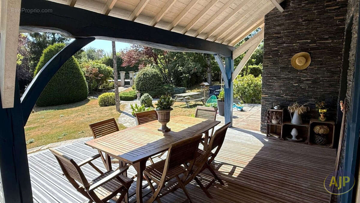 Maison Soulaines Sur Aubance 6 pièce(s) 216 m2 - photo 8