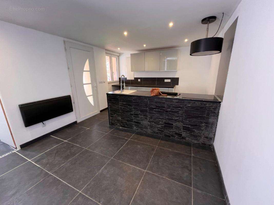 Appartement à SAINT-JULIEN