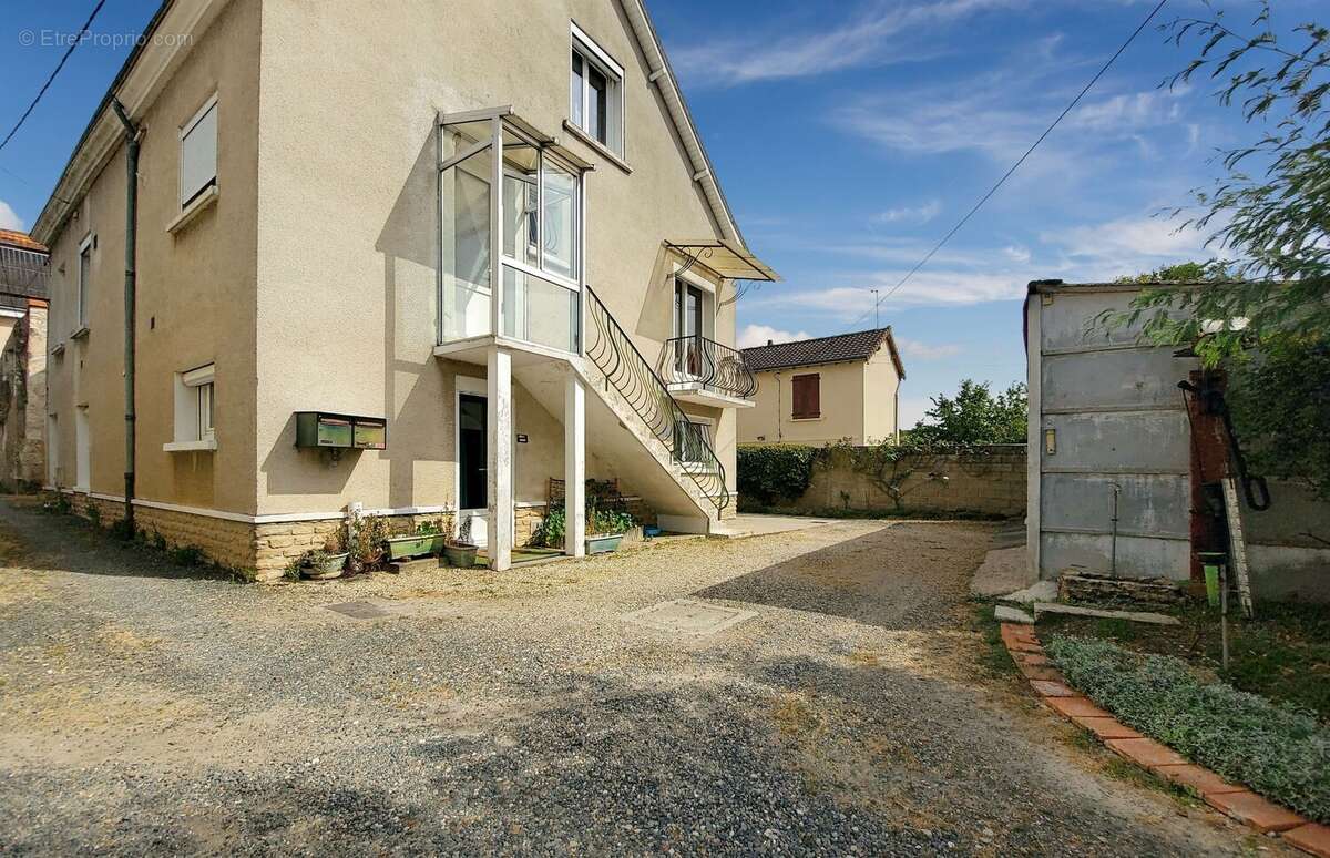 Maison à CHATELLERAULT