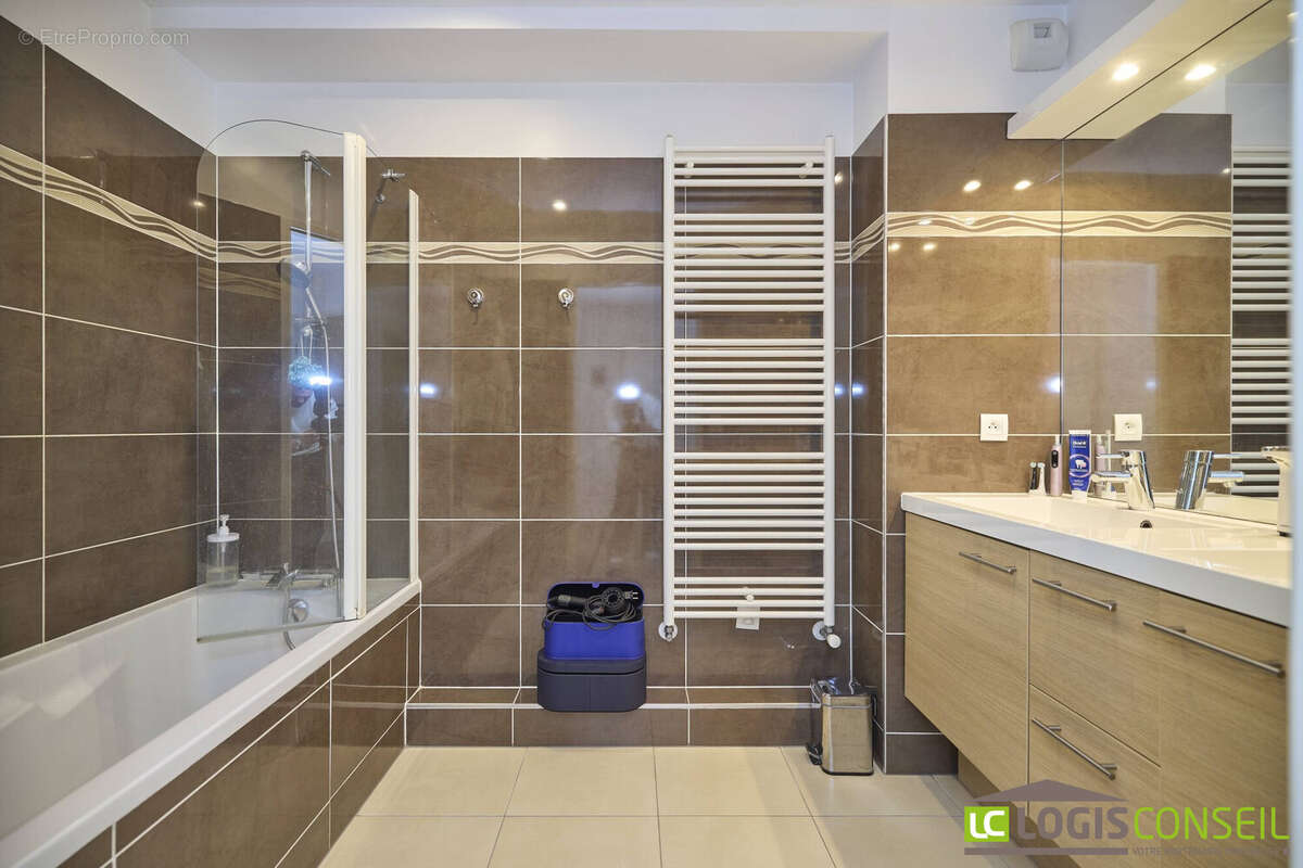 Appartement à CHATENAY-MALABRY