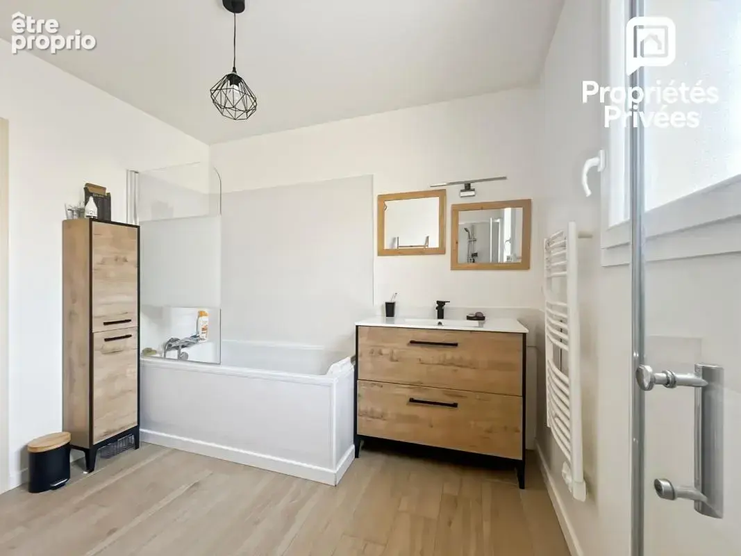 Maison récente de plain-pied avec piscine et garage à Val de Virvée - 289 000 - photo 15