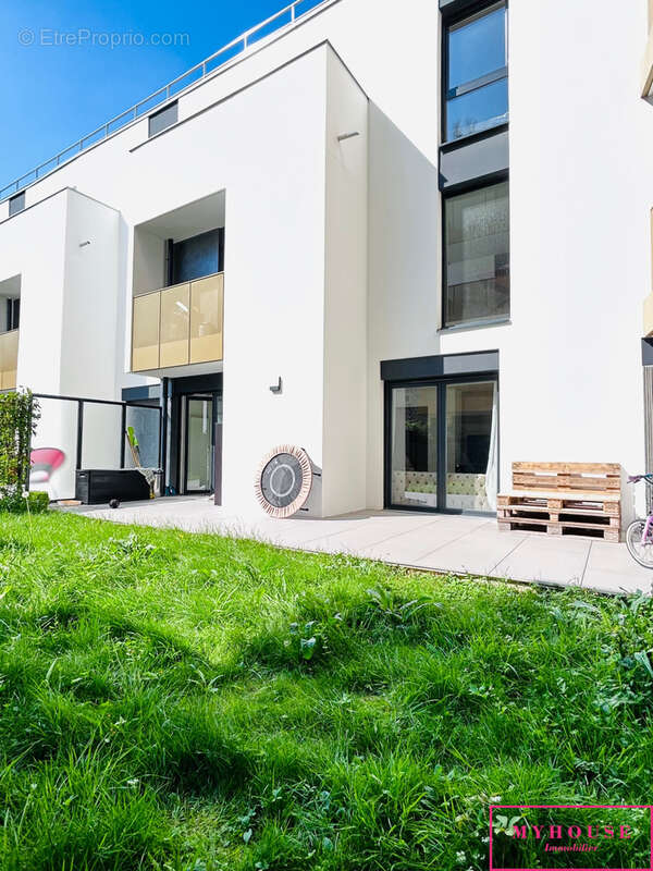 Maison contemporaine 5p 112m2 - photo 11