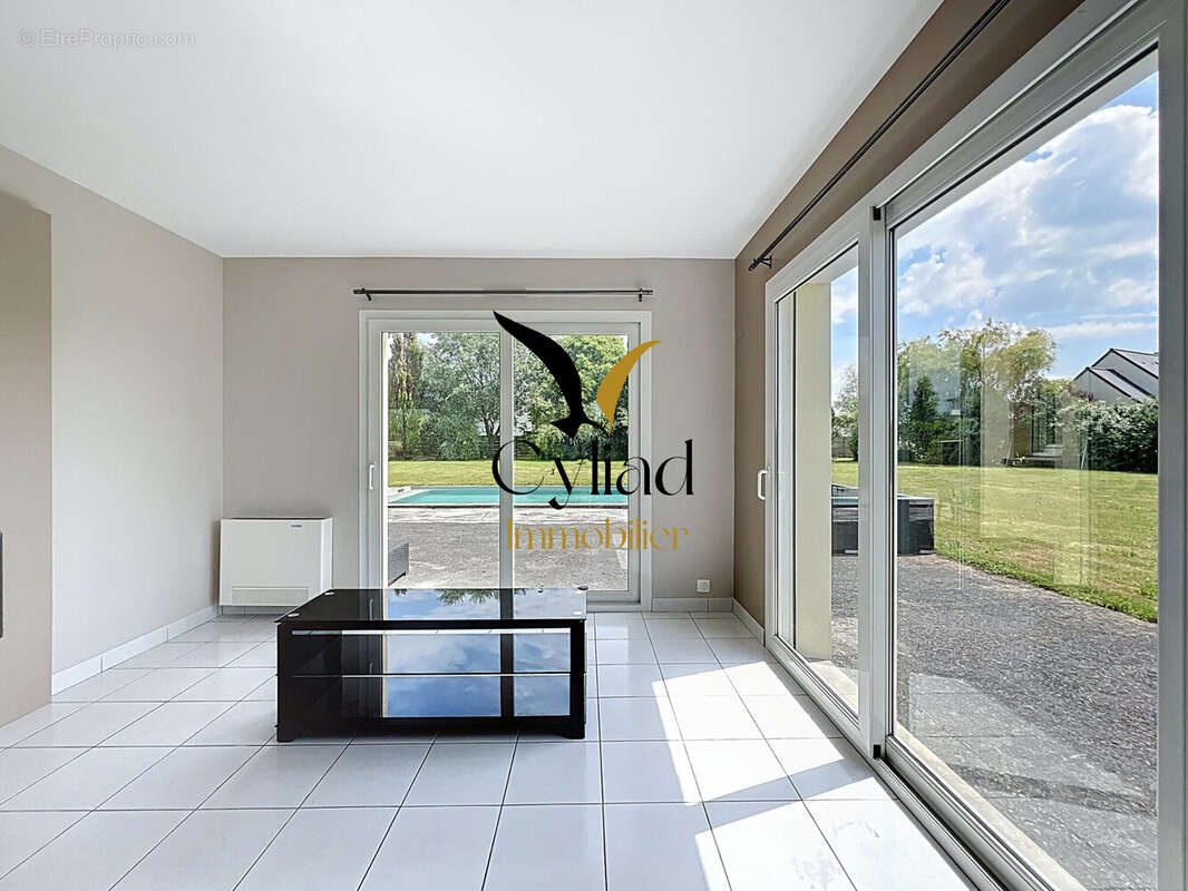 Maison à LE VIVIER-SUR-MER