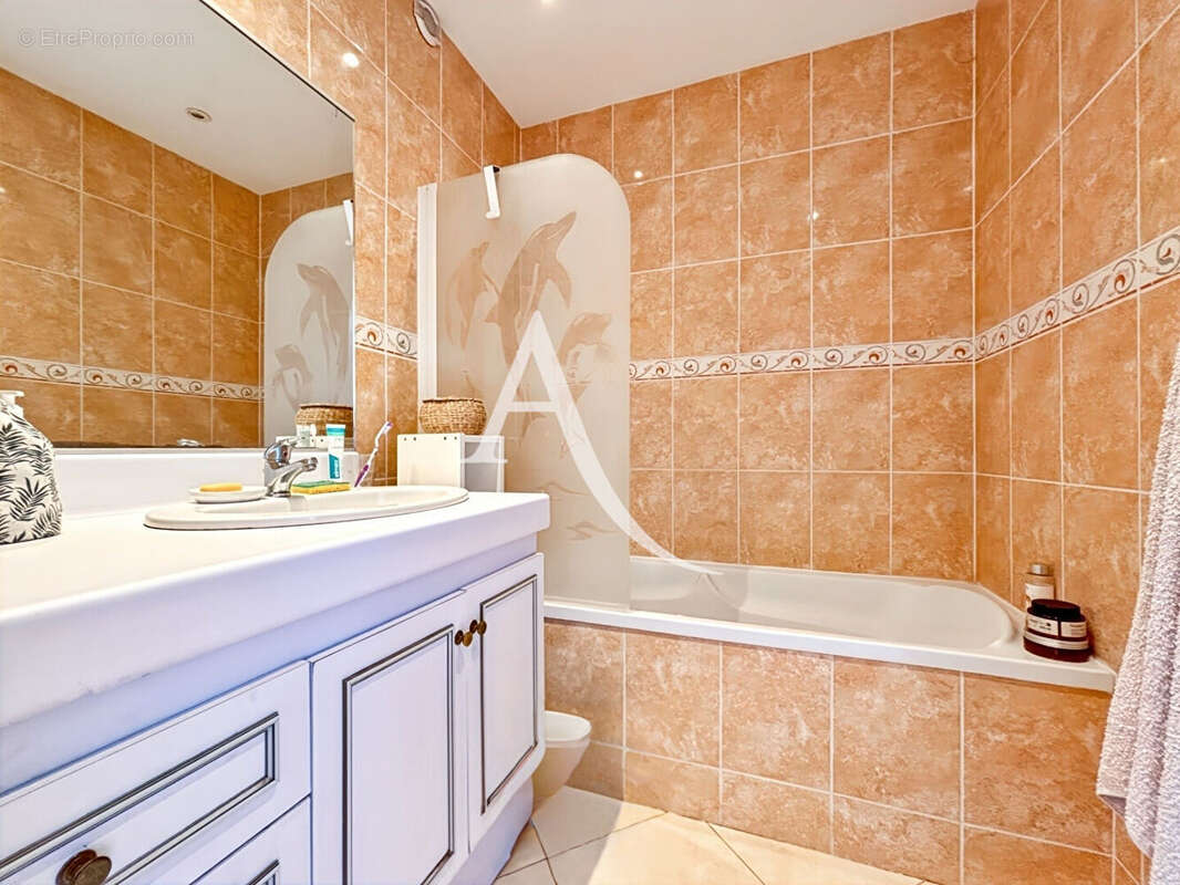 Appartement à FONTENAY-LE-FLEURY