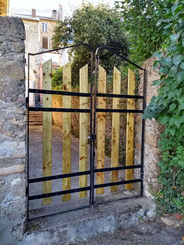 Appartement à BOURGANEUF