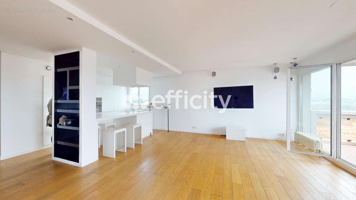Appartement à LYON-6E