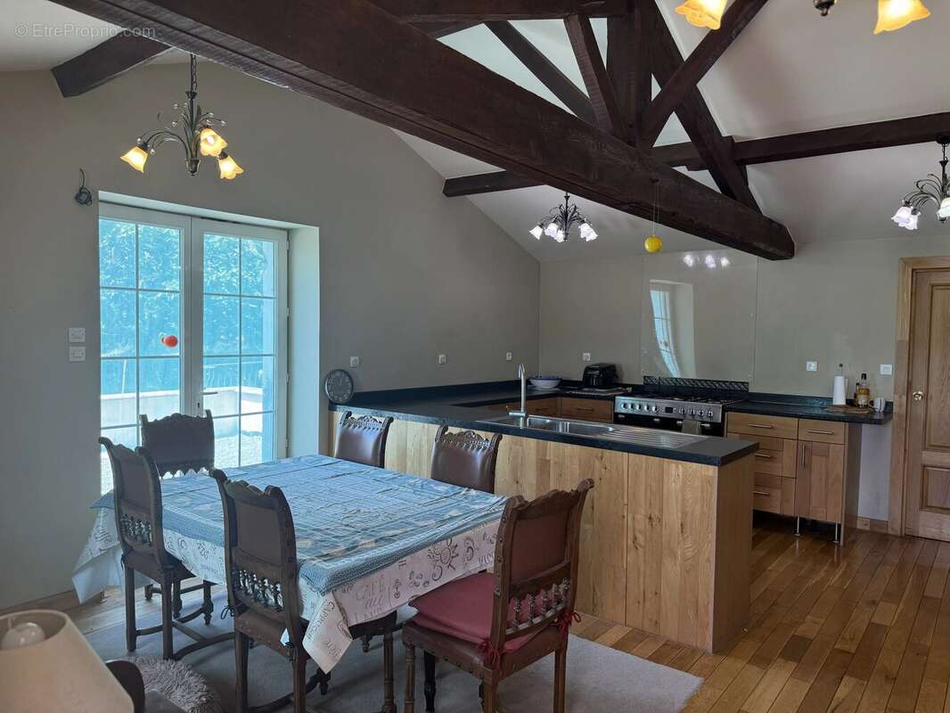 Maison à LE BUSSEAU