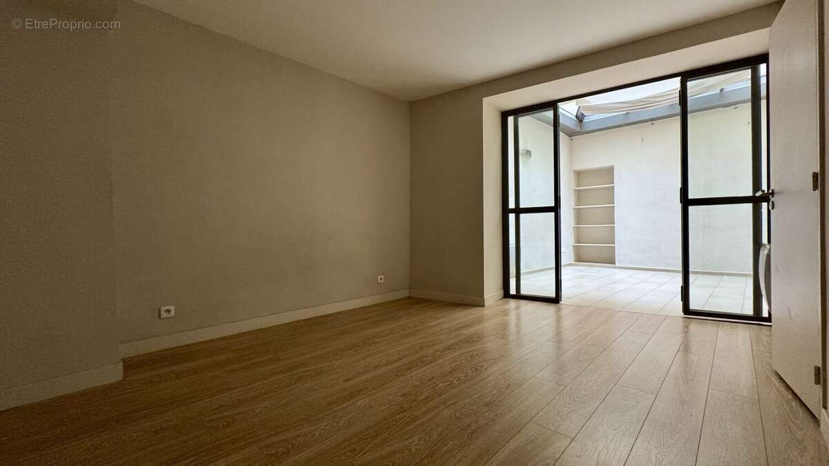 Appartement à NIMES