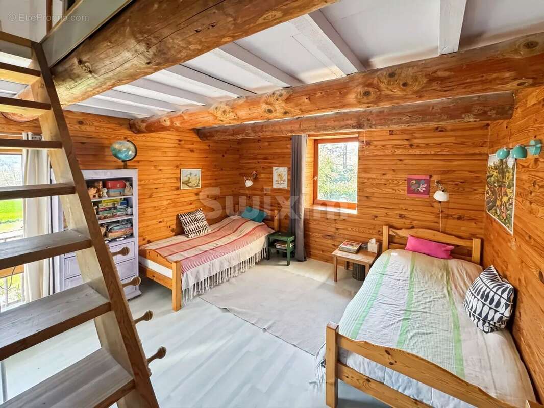 Maison à LE POET-LAVAL