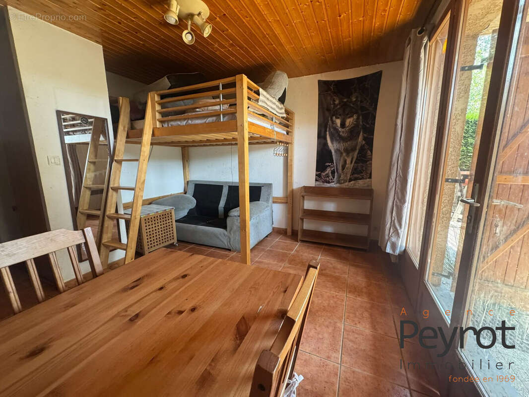 Appartement 25 m² à Dorres  - photo 8