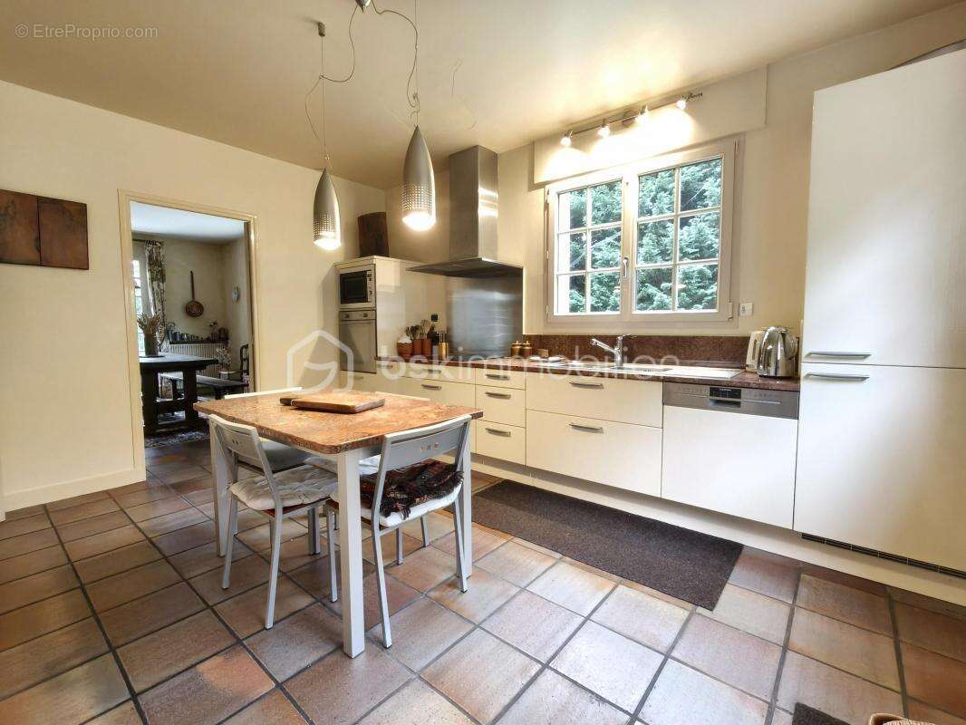 Maison à MAREIL-MARLY