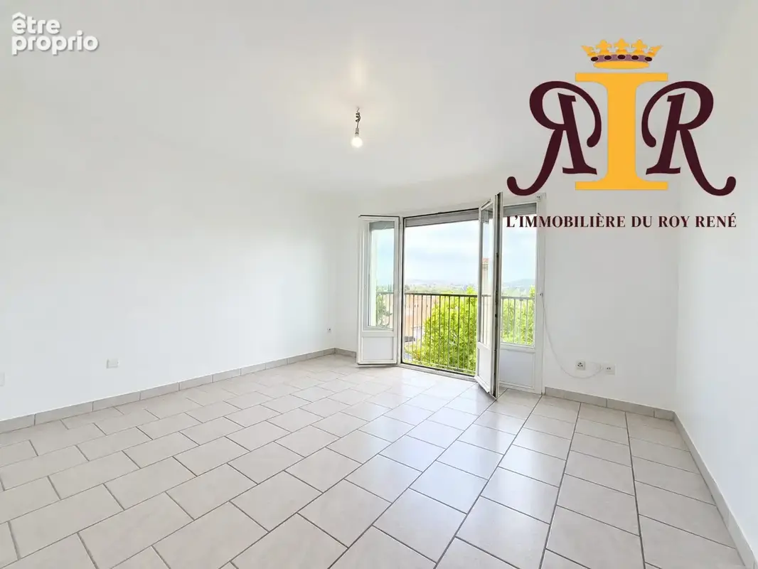 Appartement 3 pièces 59 m² à vendre à Pertuis (84120) - photo 2