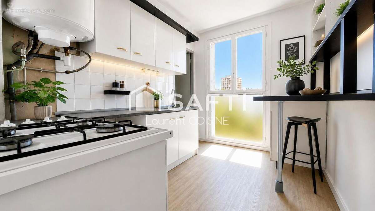 Photo 8 - Appartement à MARSEILLE-3E