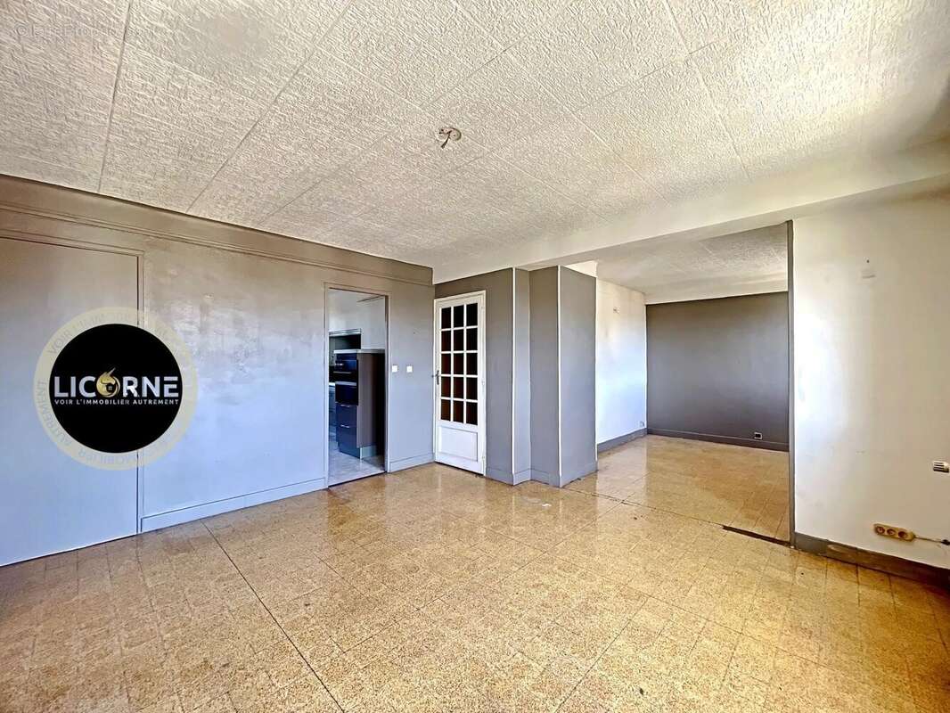 Appartement à MARSEILLE-11E